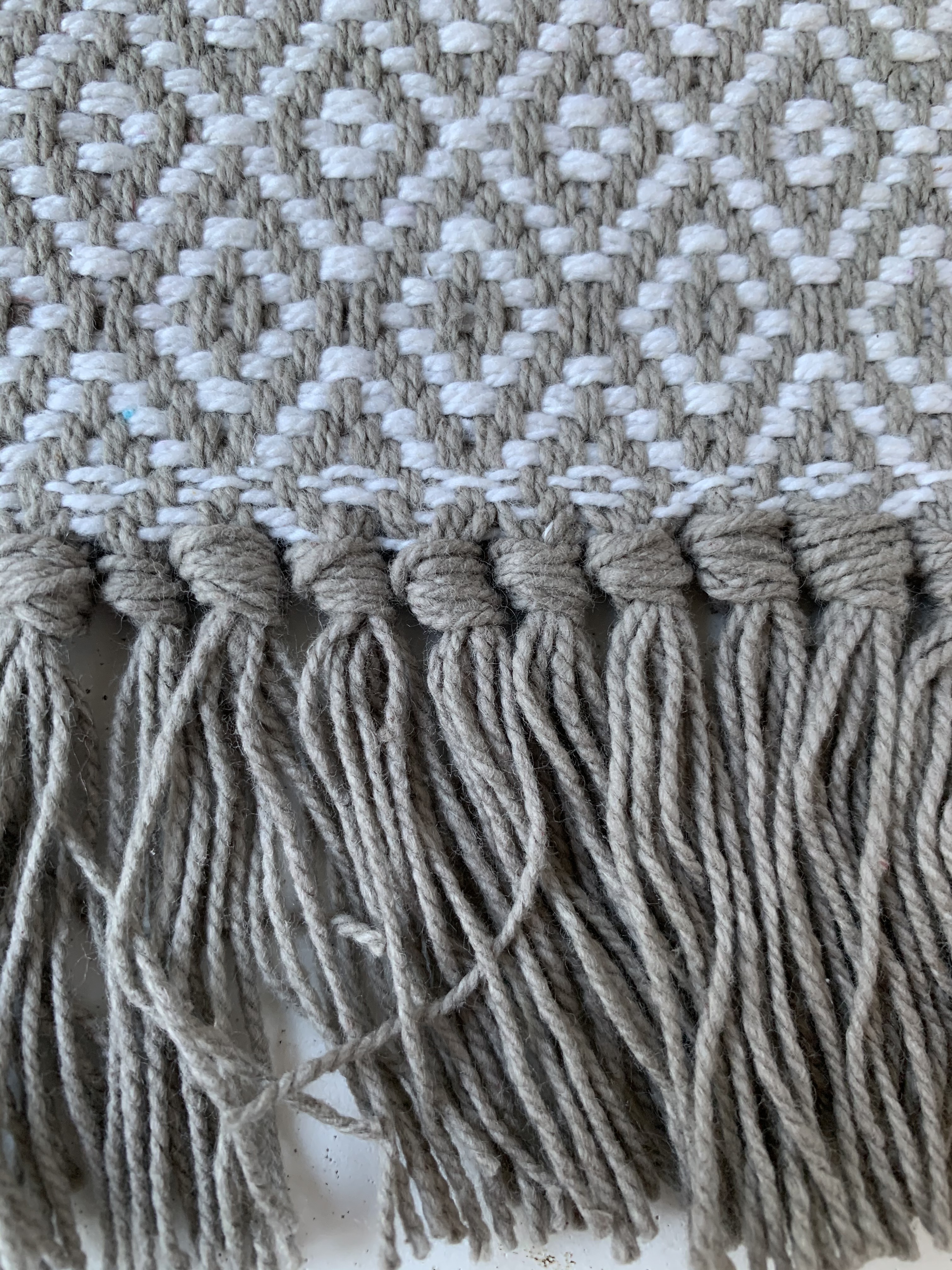 Tischset Platzset KARA Grau Textilien Fransen | Baumwolle lillabelle | Stück 2 cm 33 45 | x Platzsets